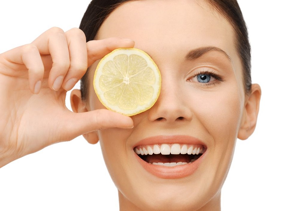 lemon on the face